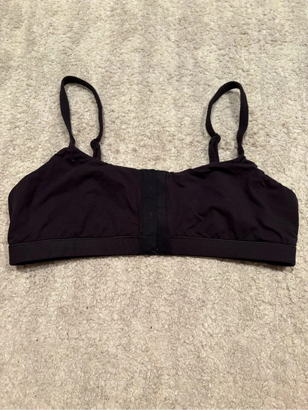 SKIMS Black Seamless Scoop Bralette - Picture 2 of 4